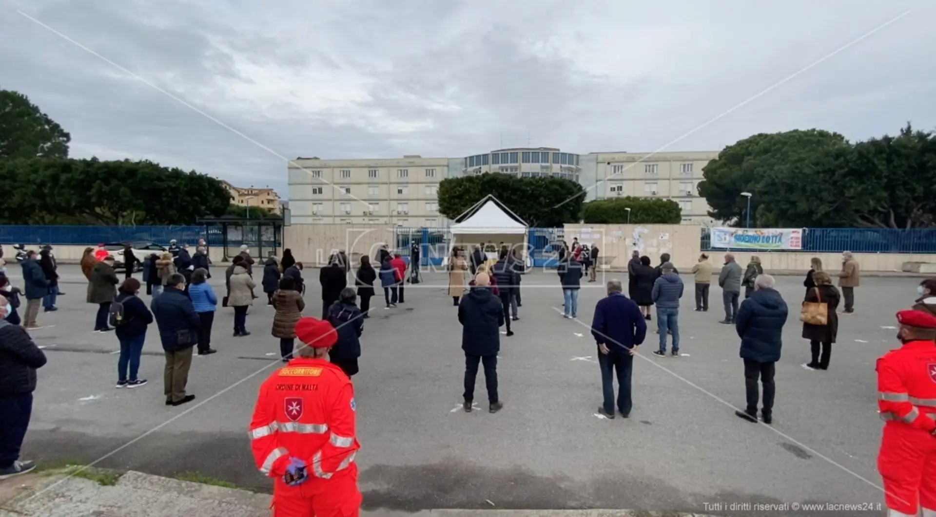 Siderno, per l'ex ospedale scende in campo il vescovo. «No allo spreco di risorse»