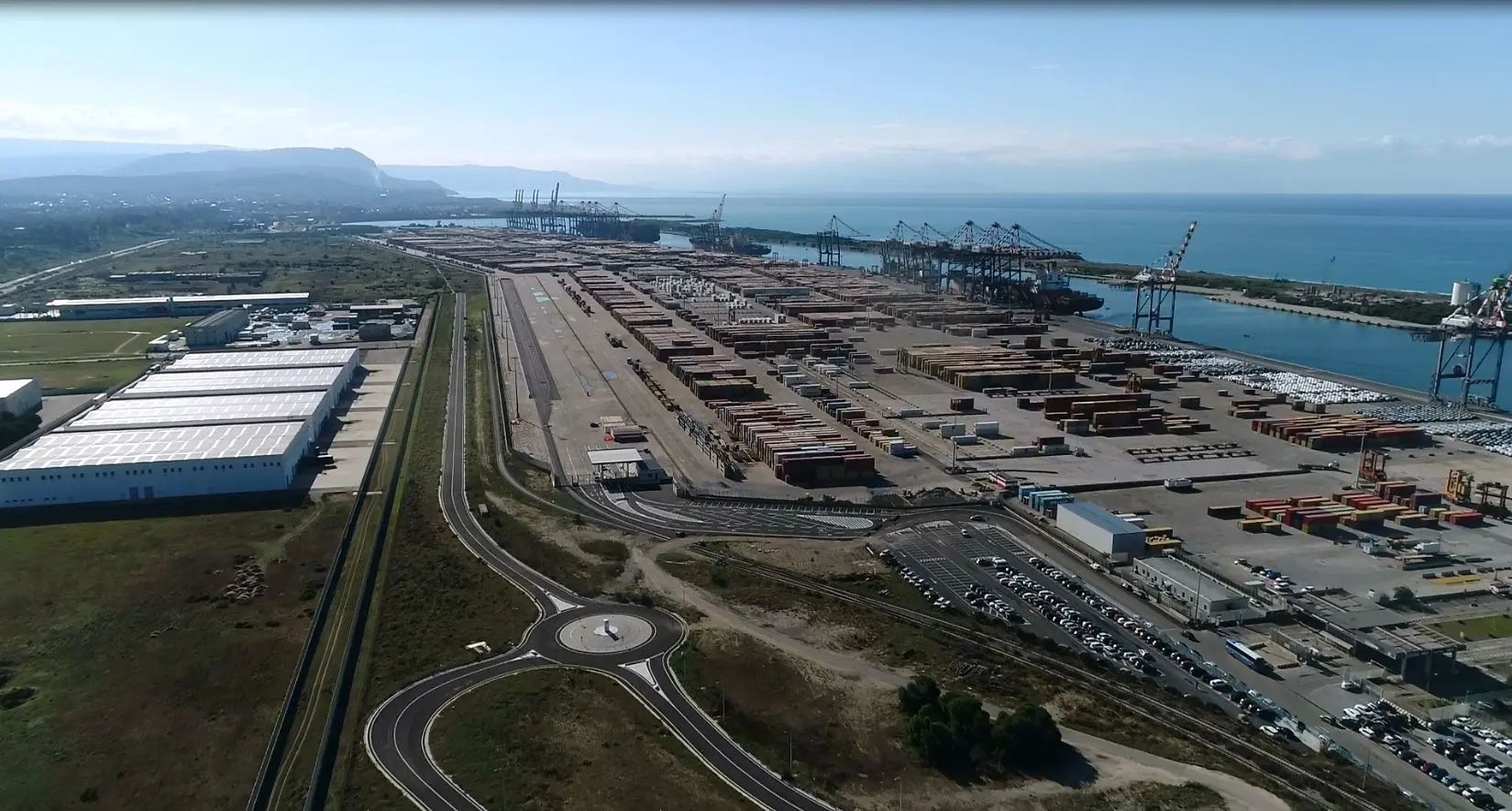 Gioia Tauro, tracciato il percorso per definire l'accordo tra autorità portuale e Corap