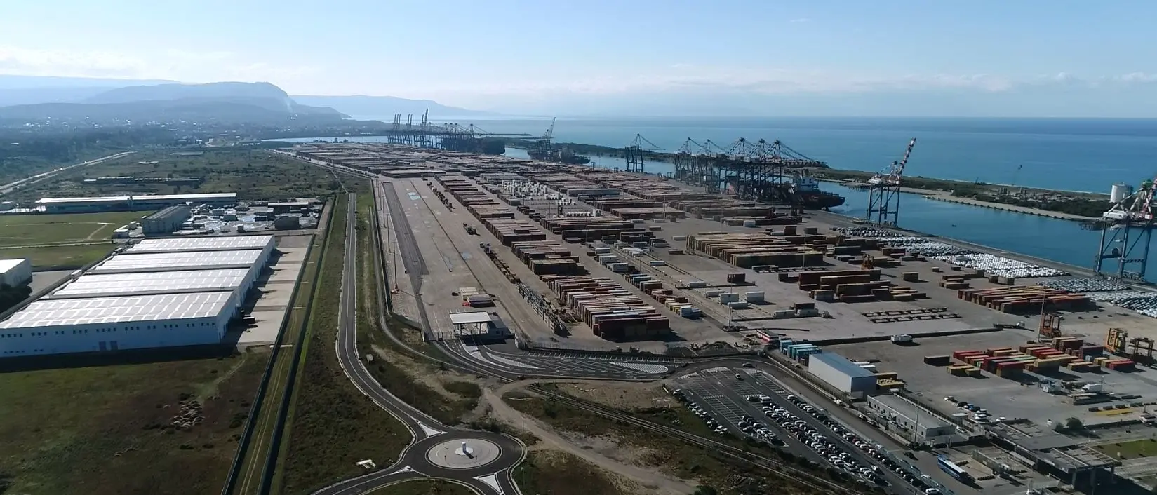 Gioia Tauro, tracciato il percorso per definire l'accordo tra autorità portuale e Corap