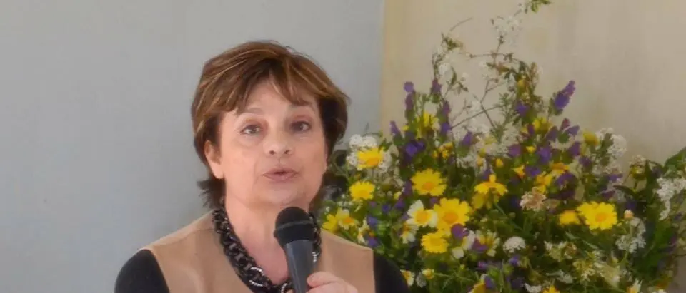 Locri, il direttore del museo va in pensione. Gli auguri del Comune