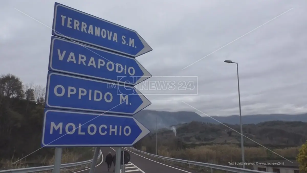 Pedemontana, da domani apre il nuovo tratto che da Taurianova porta a Varapodio e Oppido Mamertina