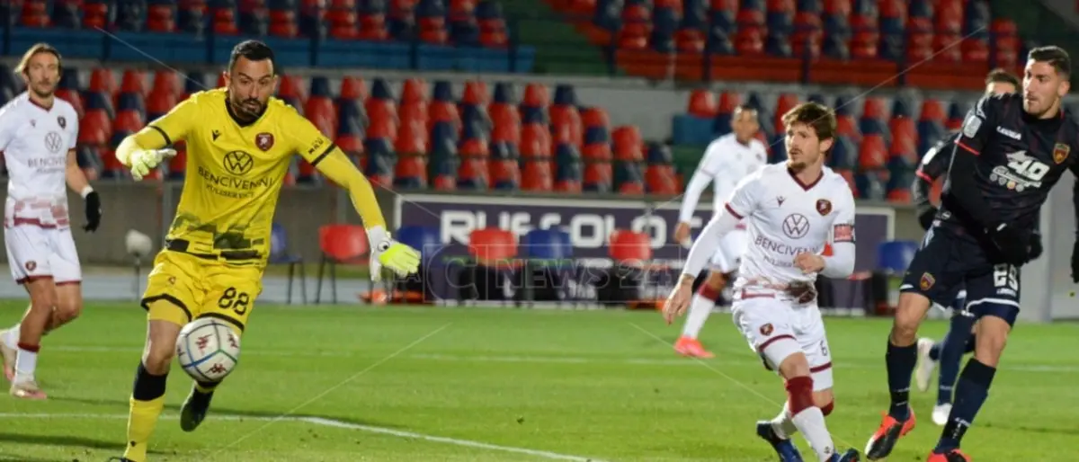 Serie B, pari e patta tra Cosenza e Reggina: finisce 2-2