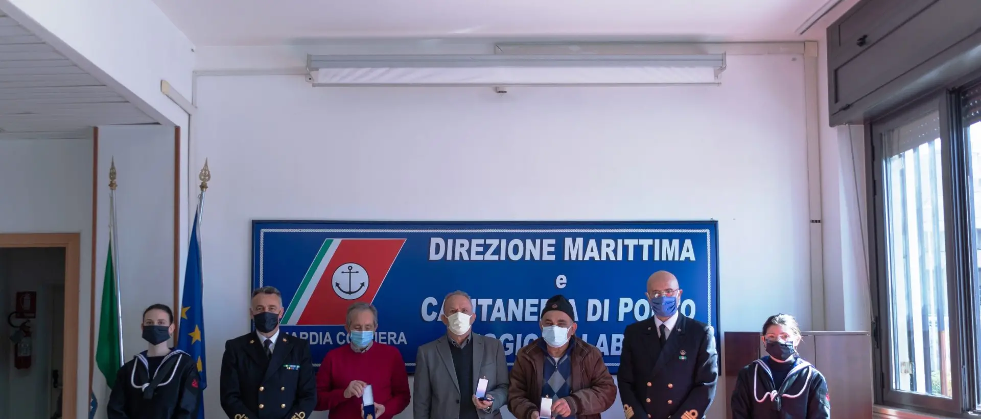 Guardia Costiera, consegnate le medaglie d'onore