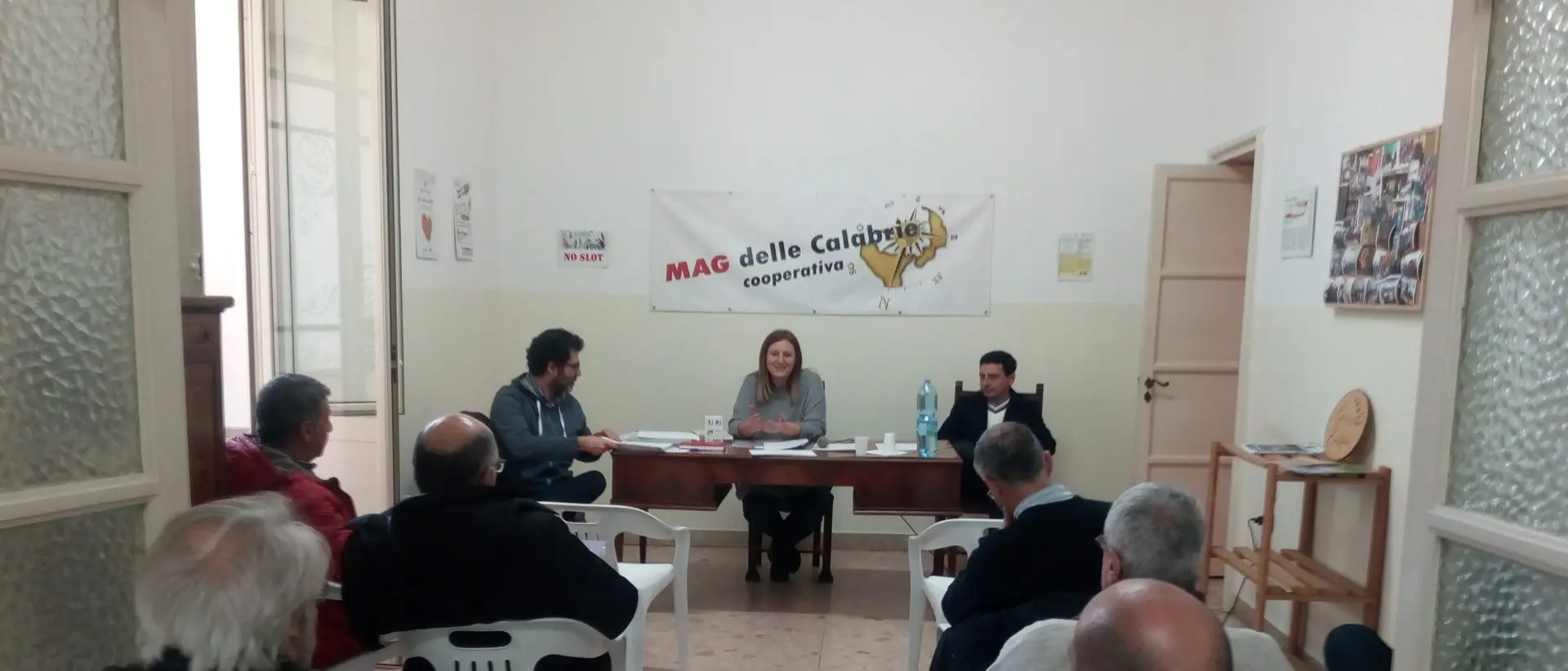 Economia, a Reggio una coop per garantire il diritto al credito a chi è più fragile