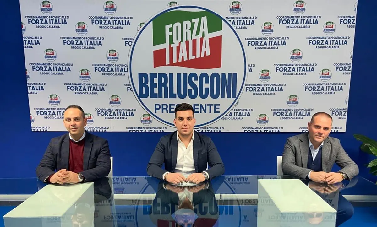 Reggio, Forza Italia prende le distanze da Minicuci: «Parla a titolo personale»