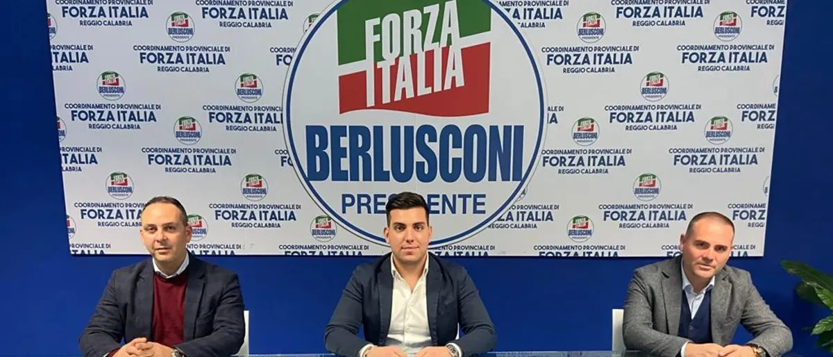 Reggio, Forza Italia prende le distanze da Minicuci: «Parla a titolo personale»