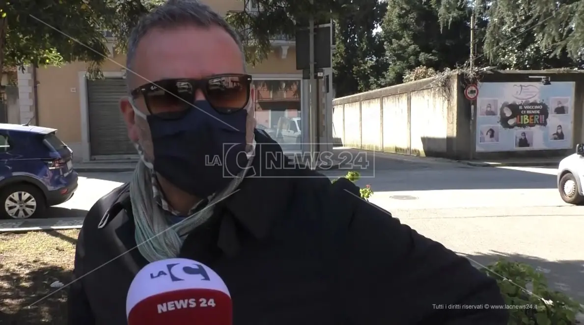 Nuove regole per l'affissione di manifesti a Polistena, Pisano: «Vogliono oscurare la minoranza»