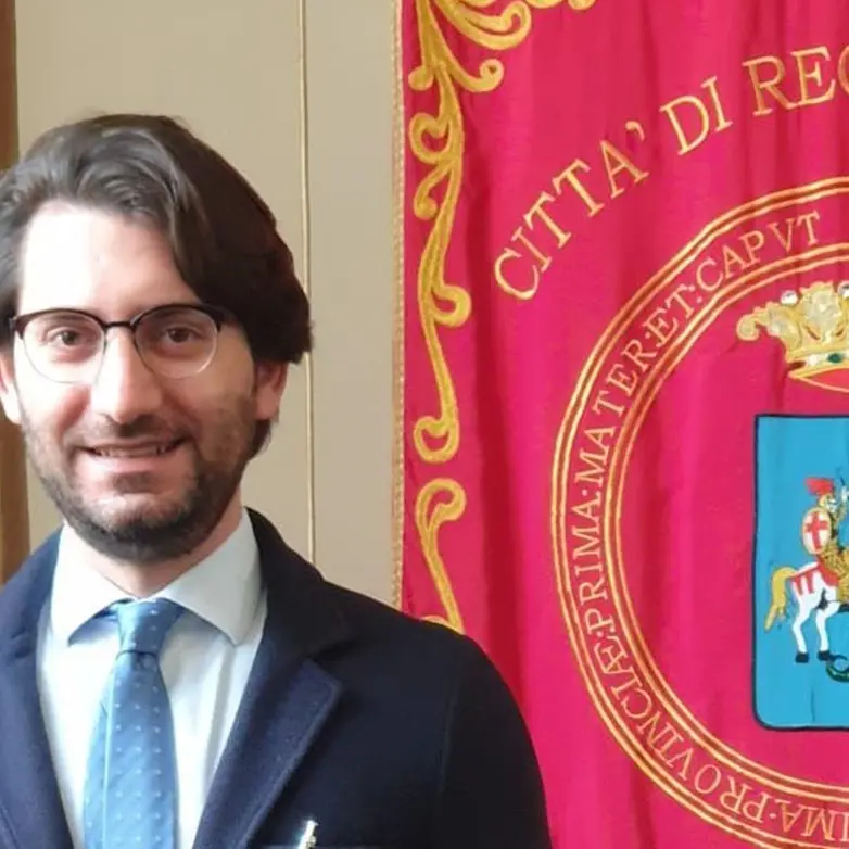 Concorso natalizio a Reggio, il Comune premia gli alunni della \"Radice-Alighieri\" e \"Nosside-Pythagoras\"