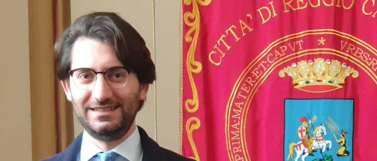 Concorso natalizio a Reggio, il Comune premia gli alunni della \"Radice-Alighieri\" e \"Nosside-Pythagoras\"