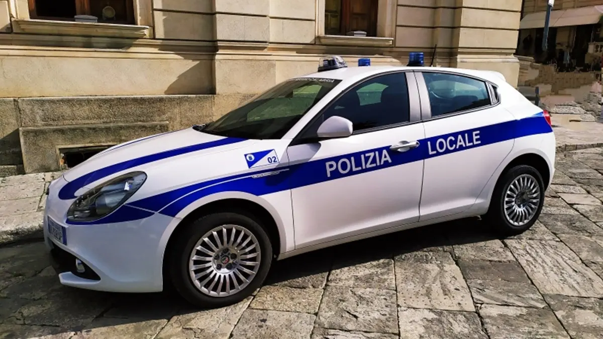 Reggio, 80enne investita sul viale Aldo Moro: non è grave