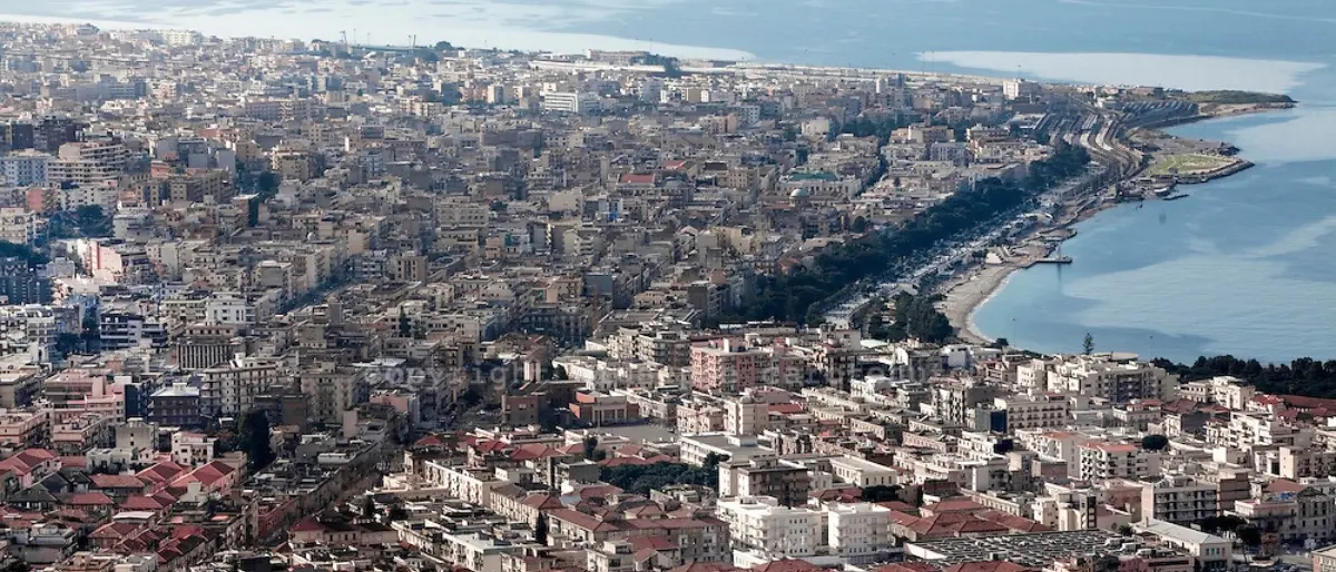 Reggio si prepara alla cerimonia di premiazione del Concorso Nazionale di Poesia FataMorgana\n