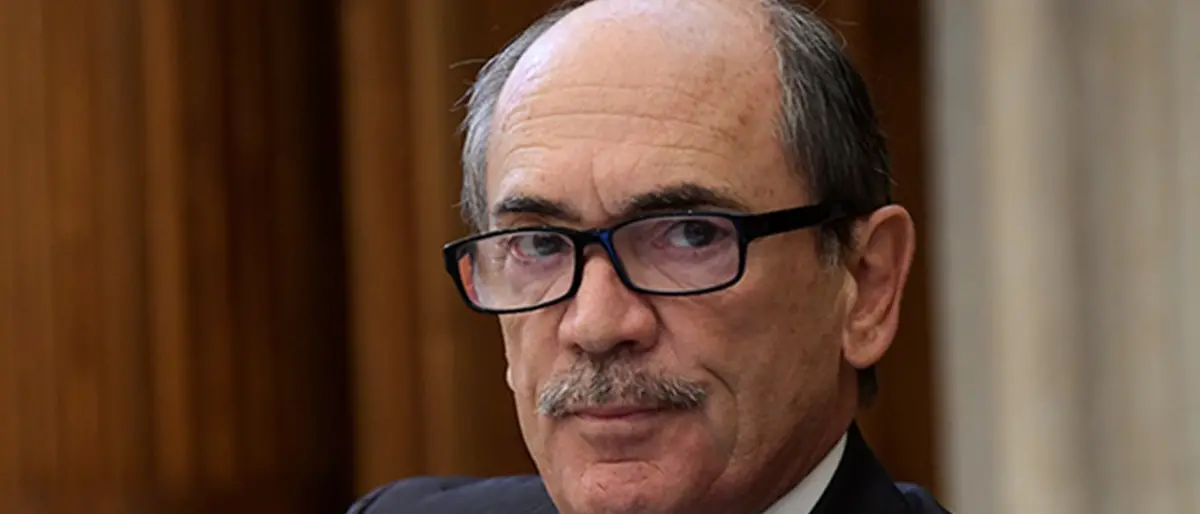 Cafiero de Raho non giocava a tennis con i reggini ma ora vuole il loro voto