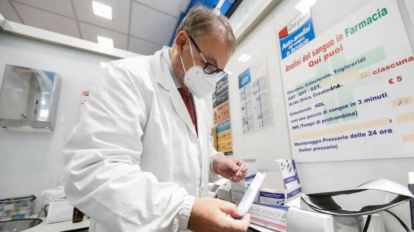 Reggio, l’allarme dei farmacisti: «Mancano gli antinfluenzali per bambini»