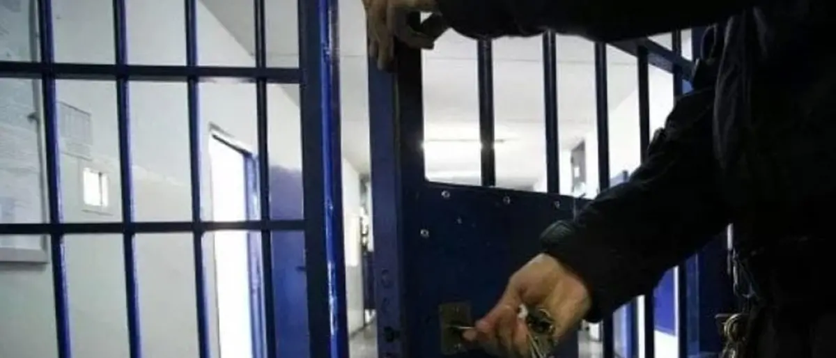 Locri, due agenti della Penitenziaria aggrediti con pugni e schiaffi da un detenuto