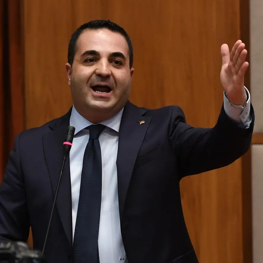 Tirocinanti nelle PA, Cannizzaro: «Con modifiche a dl nessuno resterà indietro»