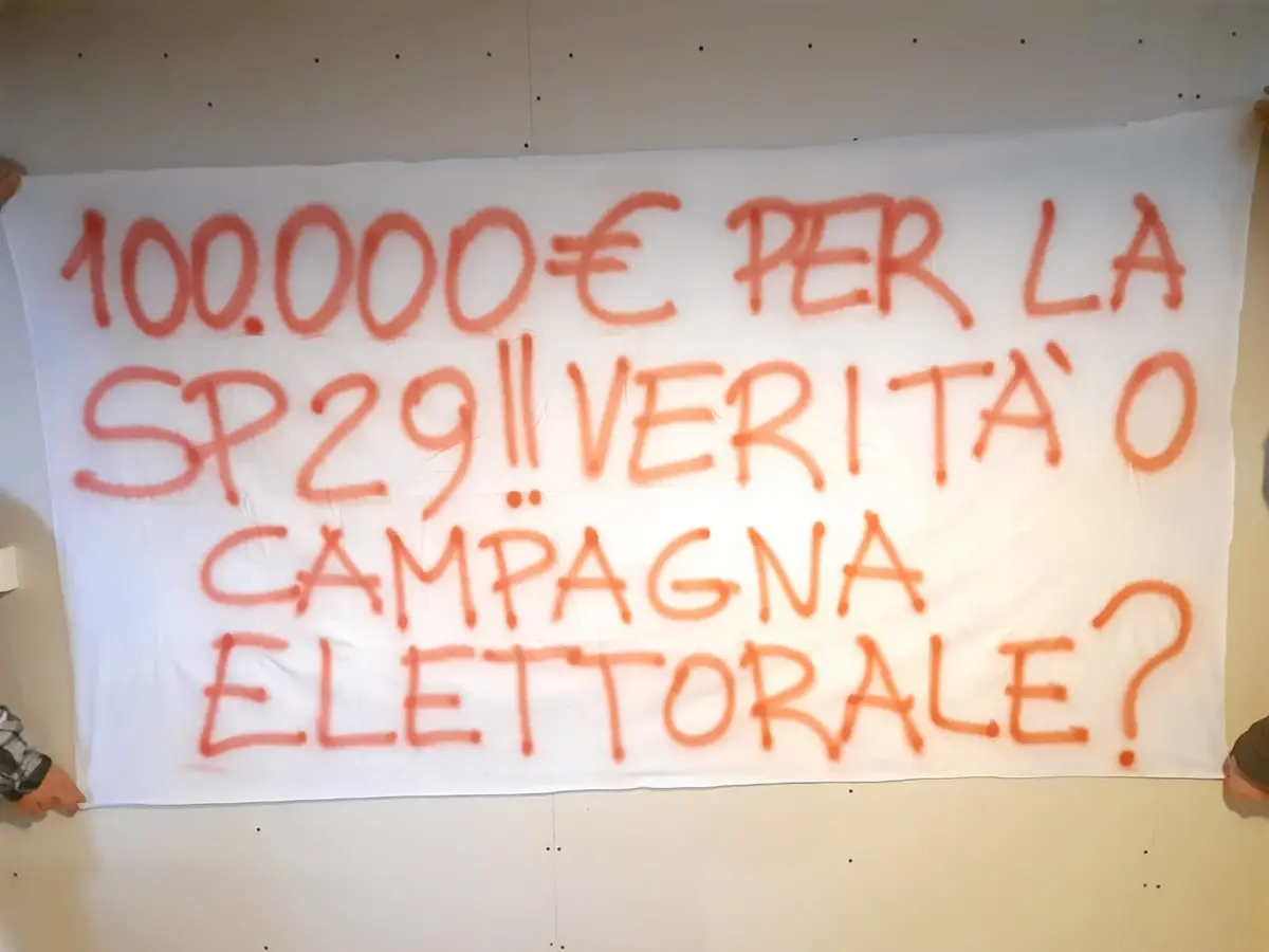 Strade della Piana degradate e abbandonate, continuano le proteste del comitato “Ci siamo rotti”