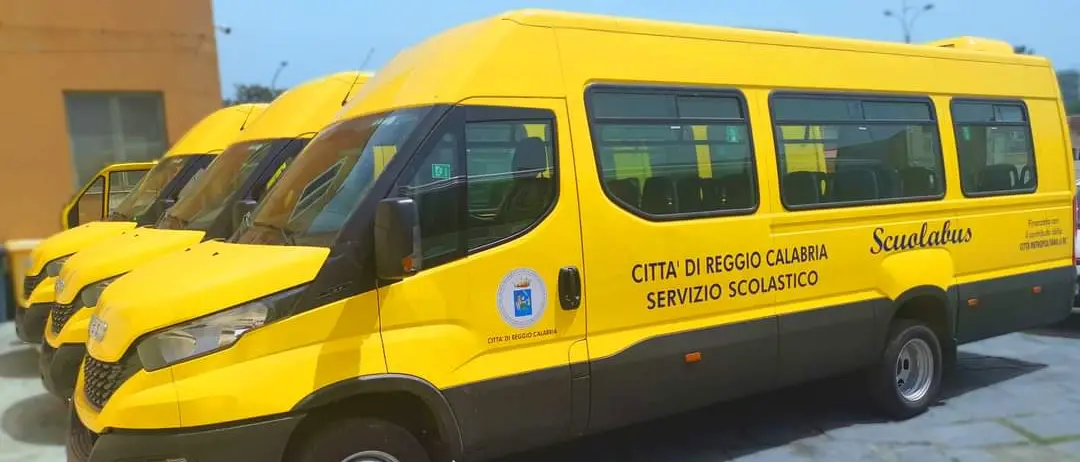 Reggio, al via da oggi le iscrizioni al servizio scuolabus