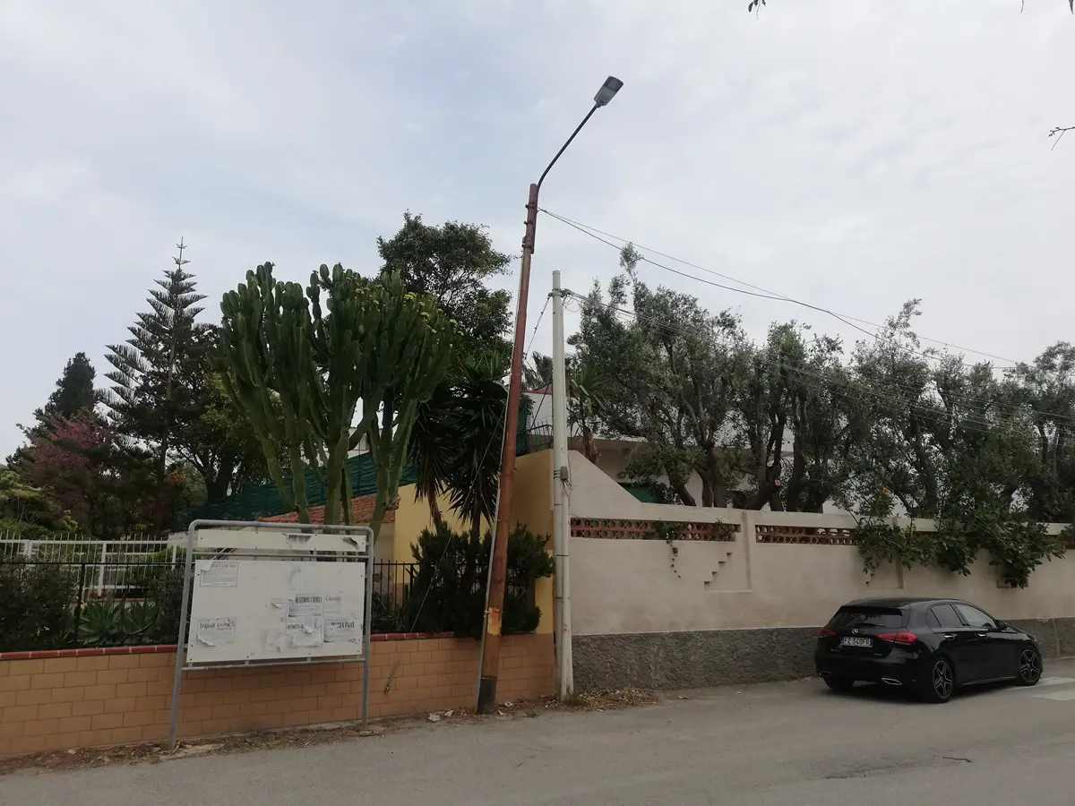 Lazzaro, Crea (Ancadic): «Mettere in sicurezza l’impianto di illuminazione sul lungomare»