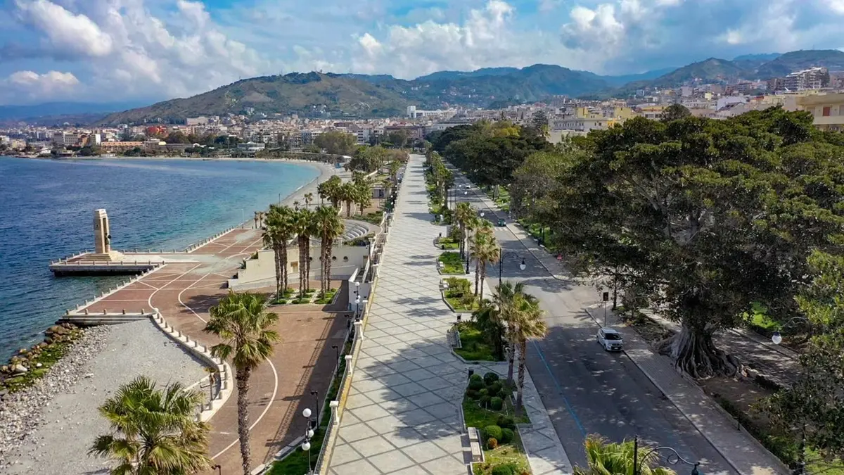 Reggio, Aloisio (Confesercenti): «Città turistica o morente? Il sindaco organizzi un confronto con tutte le parti sociali»