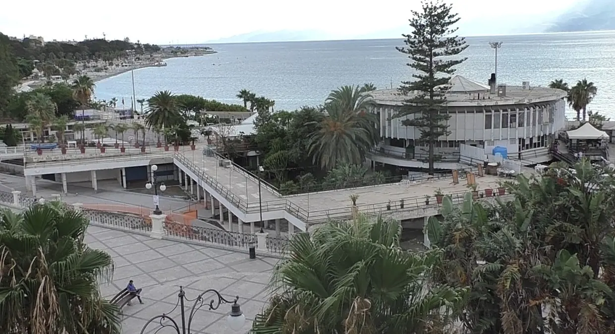 Lido comunale di Reggio, tutto pronto per il recupero dell'area