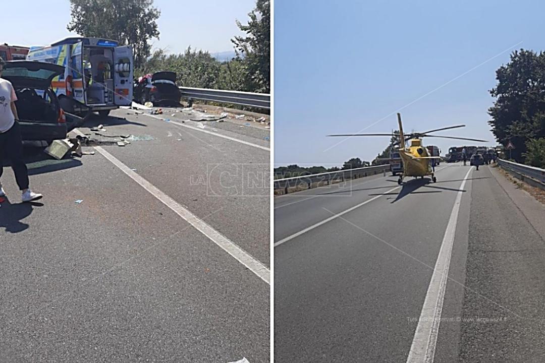 Ancora sangue sulla SS 106: incidente mortale con due morti e 4 feriti