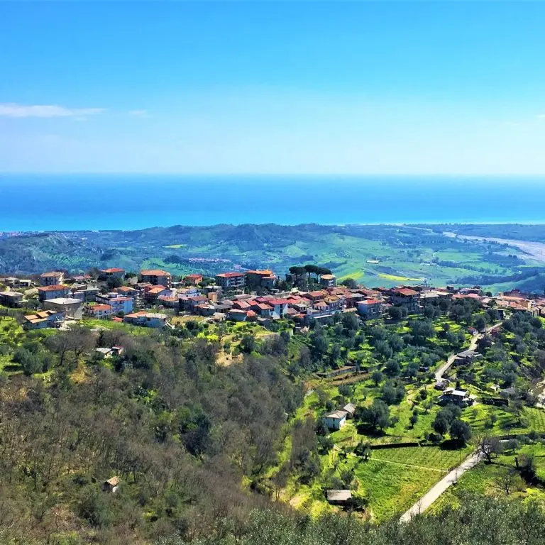 Musei e Murales nel centenario di Saverio Strati protagonisti delle Giornate FAI d’Autunno