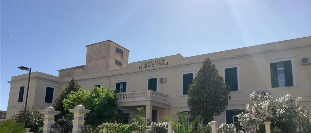 Paura all'alba in Calabria per uno dei terremoti più forti degli ultimi decenni, scossa avvertita fino a Malta. Verifiche strutturali anche al “Tiberio Evoli”