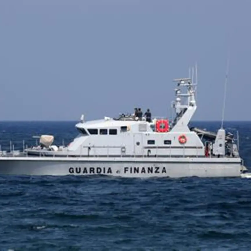 Canoni demaniali marittimi, la GdF rileva evasioni d'imposta per 800mila euro lungo la costa reggina