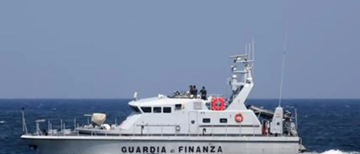 Canoni demaniali marittimi, la GdF rileva evasioni d'imposta per 800mila euro lungo la costa reggina