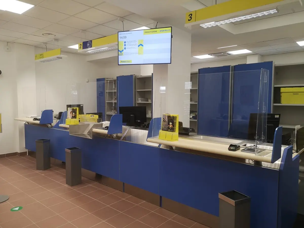 Reggio, Poste Italiane va incontro ai cittadini. Sportelli dedicati per i pagamenti dei bollettini