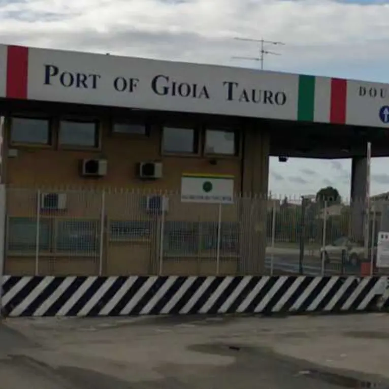 Autorità di Sistema Portuale dei Mari Tirreno Meridionale e Ionio, l'ex presidente Guacci perde il ricorso: nessuna corresponsione del TFR