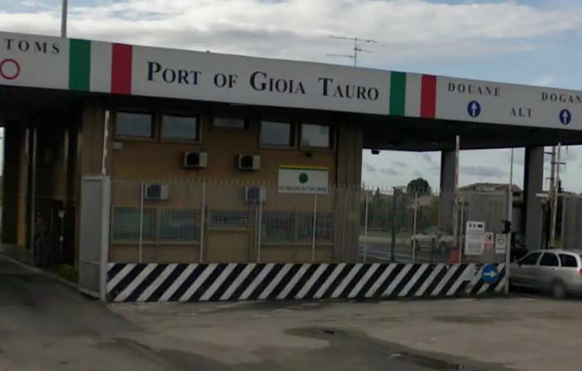 Autorità di Sistema Portuale dei Mari Tirreno Meridionale e Ionio, l'ex presidente Guacci perde il ricorso: nessuna corresponsione del TFR