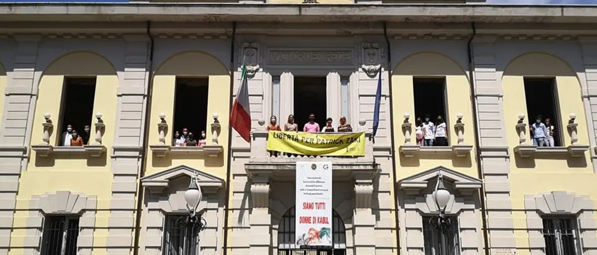 Palmi piglia tutto: arriva il contributo per gli “stalli rosa” e il Memorial Mino Reitano