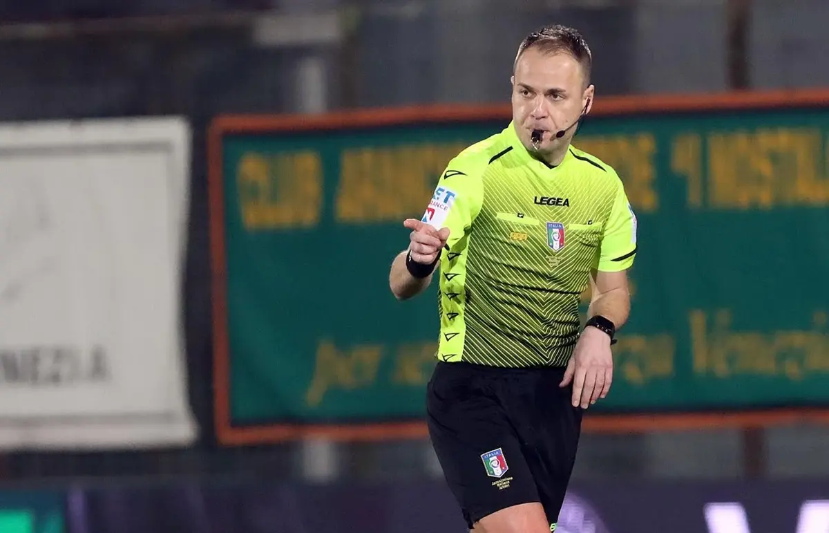 Brescia-Reggina, scelto l'arbitro: fischia Ghersini di Genova