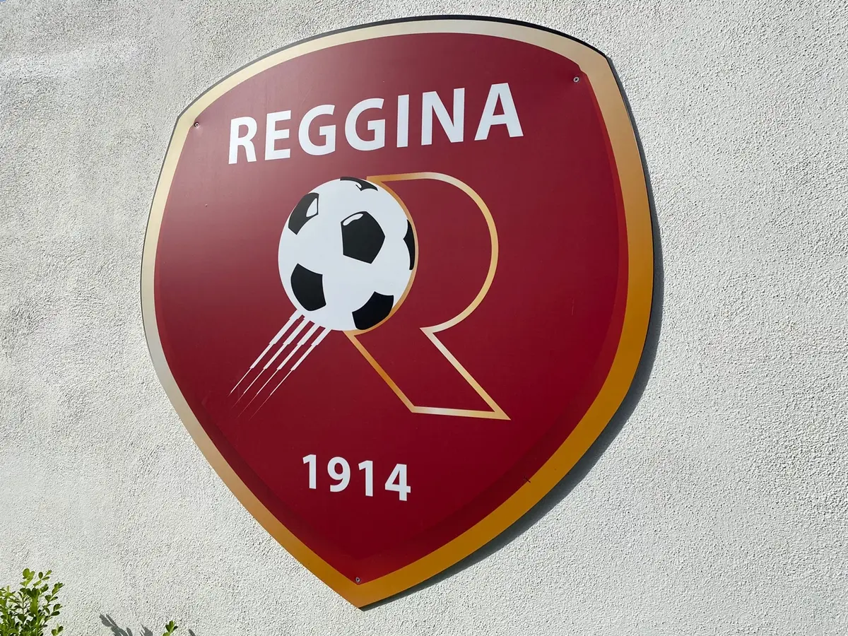 Reggina, operazione riuscita per il Dg Gabriele Martino dopo il malore