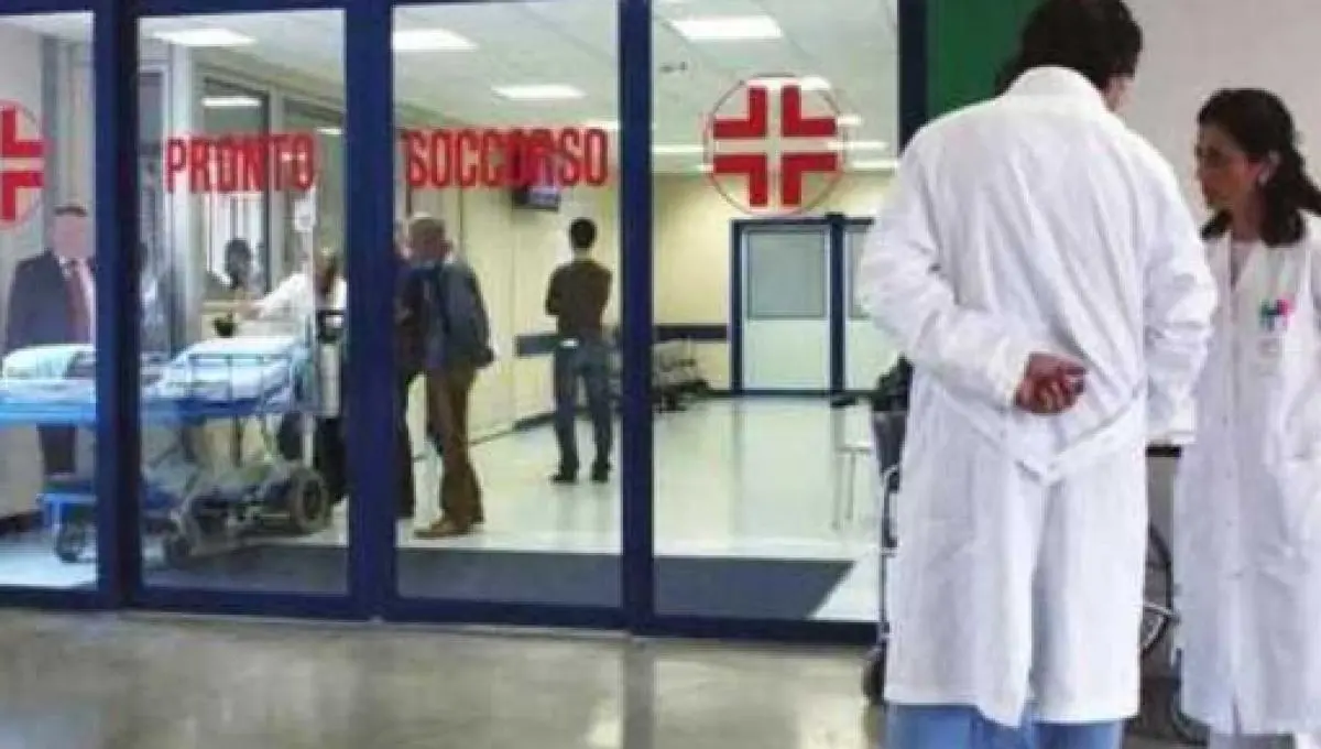 Calabria a caccia di medici, Azienda Zero bandisce un nuovo maxi concorso per\u00A0147: la maggior parte per i pronto soccorso