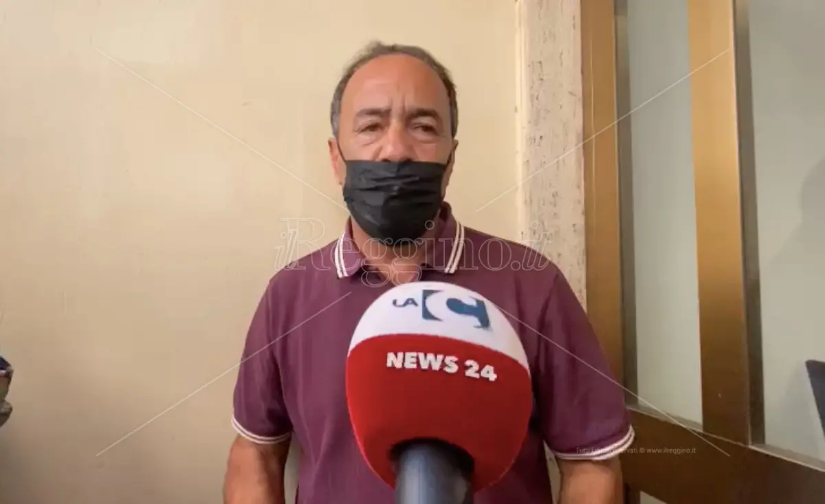 Caso cooperative, Lucano: «Sull'onestà di Soumahoro metto la mano sul fuoco»