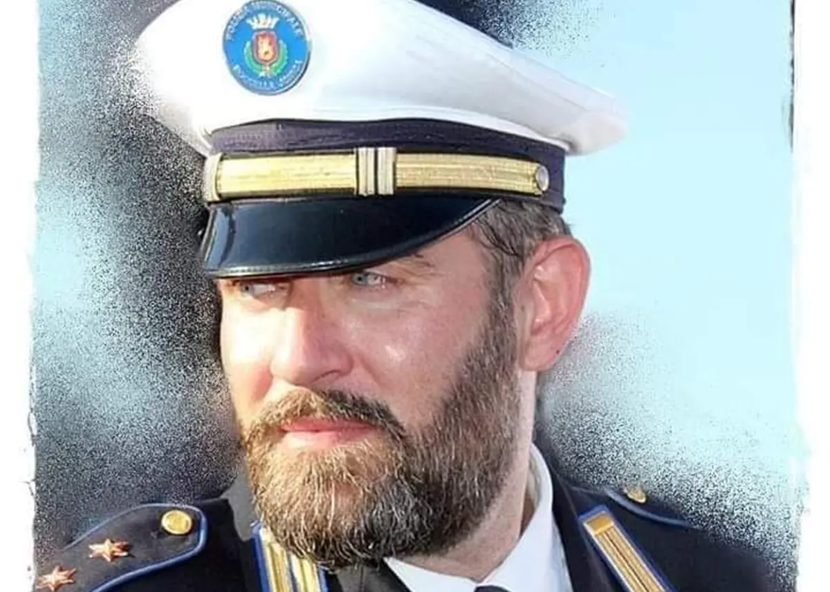 Roccella Jonica, il Comando della Polizia Municipale intitolato al tenente Fragomeli