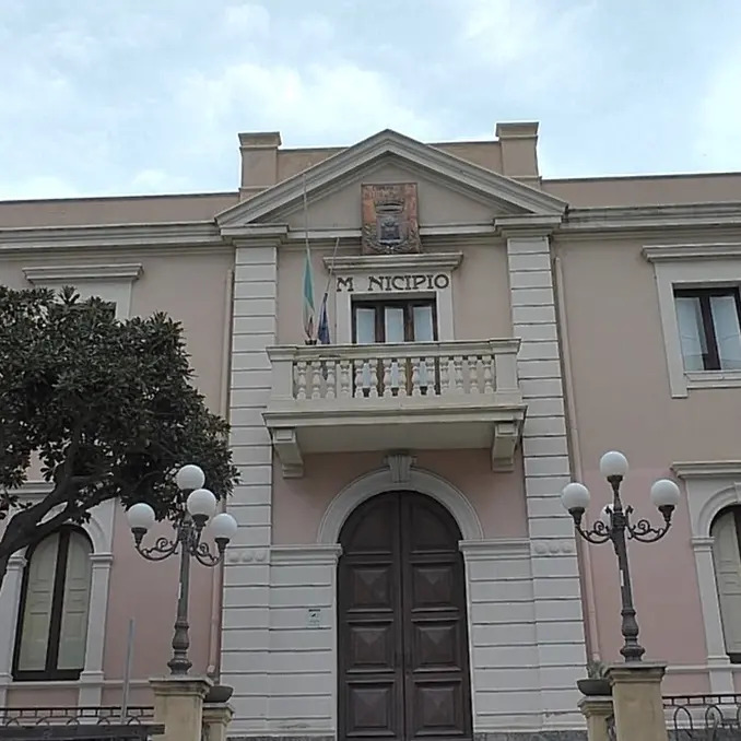 Melito, interrogazione del gruppo misto: il sindaco risponde \"picche\"
