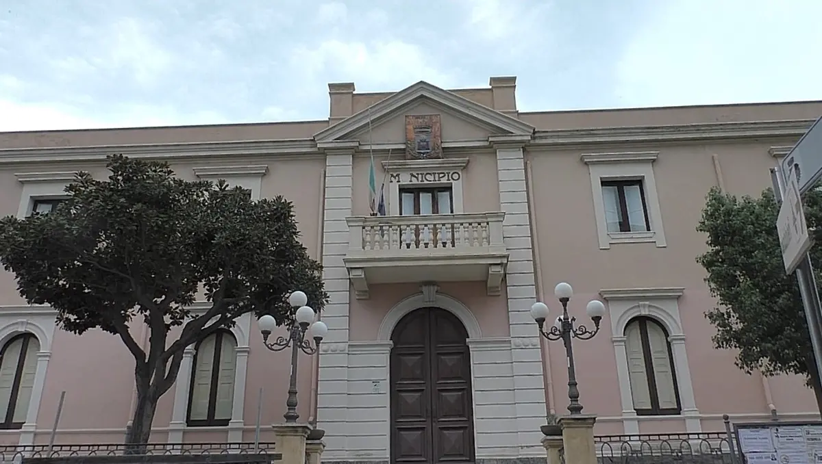 Dai rifiuti all'emergenza idrica, il Pd melitese chiede un incontro ai commissari