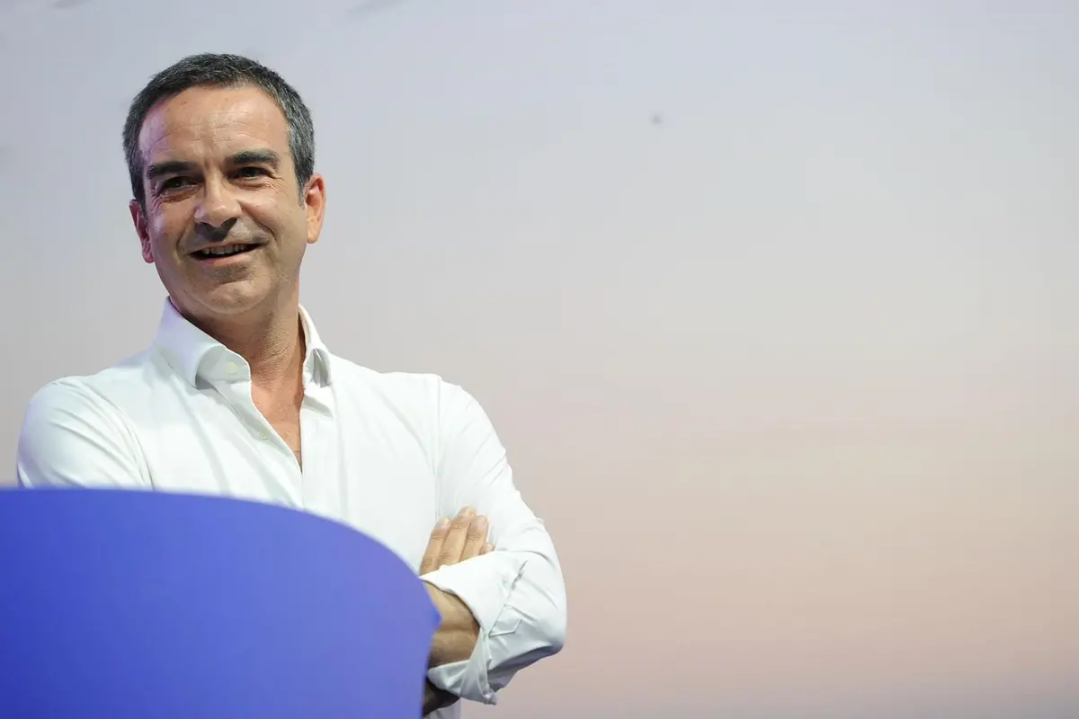Aeroporto di Reggio hub Ryanair, Occhiuto: «Evento storico»
