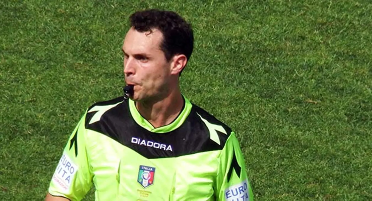 Cagliari-Reggina, scelto l'arbitro: fischia La Penna di Roma