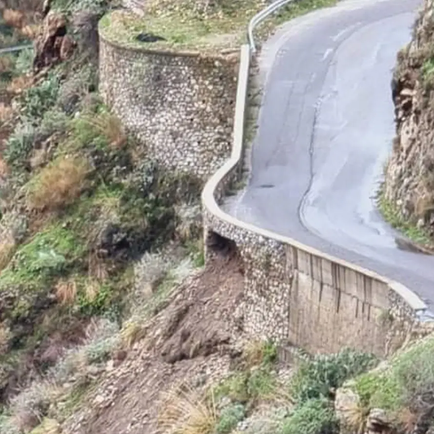 Area grecanica, strade colabrodo e sindaci allarmati: «Nostre richieste rimaste inascoltate»