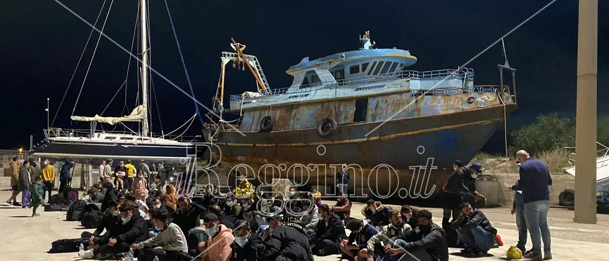 Roccella Jonica, soccorsi nella notte altri 41 migranti