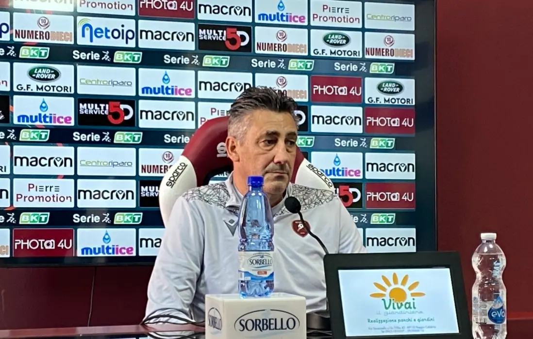 Verso Reggina-Cremonese, Aglietti: «Tutti disponibili, vogliamo vincere al Granillo»