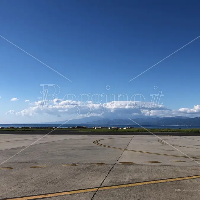 Reggio, novità per l’aeroporto: a giorni saranno aggiudicati i lavori per riqualificarlo