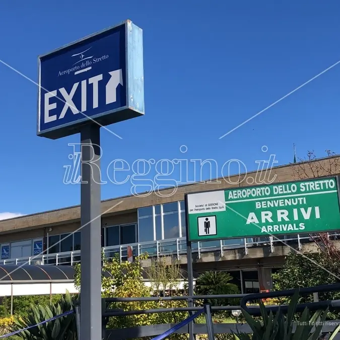 Aeroporto Stretto, da ottobre biglietto integrato dal porto Messina: si comincia a prezzo pieno