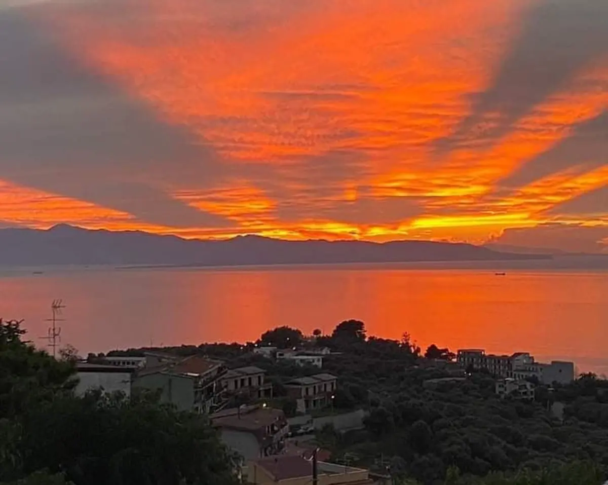 CIELO ROSSO FUOCO