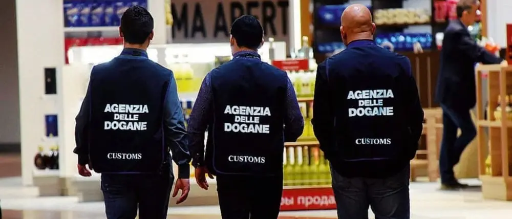 Gioia Tauro, scoperto un centro scommesse abusivo