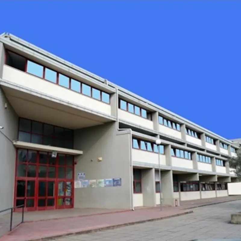 Follia a Locri, docente preso a pugni dal genitore di un alunno